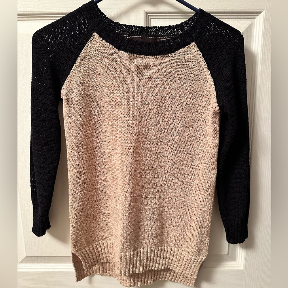 Limited Tan/black lightweight sweater